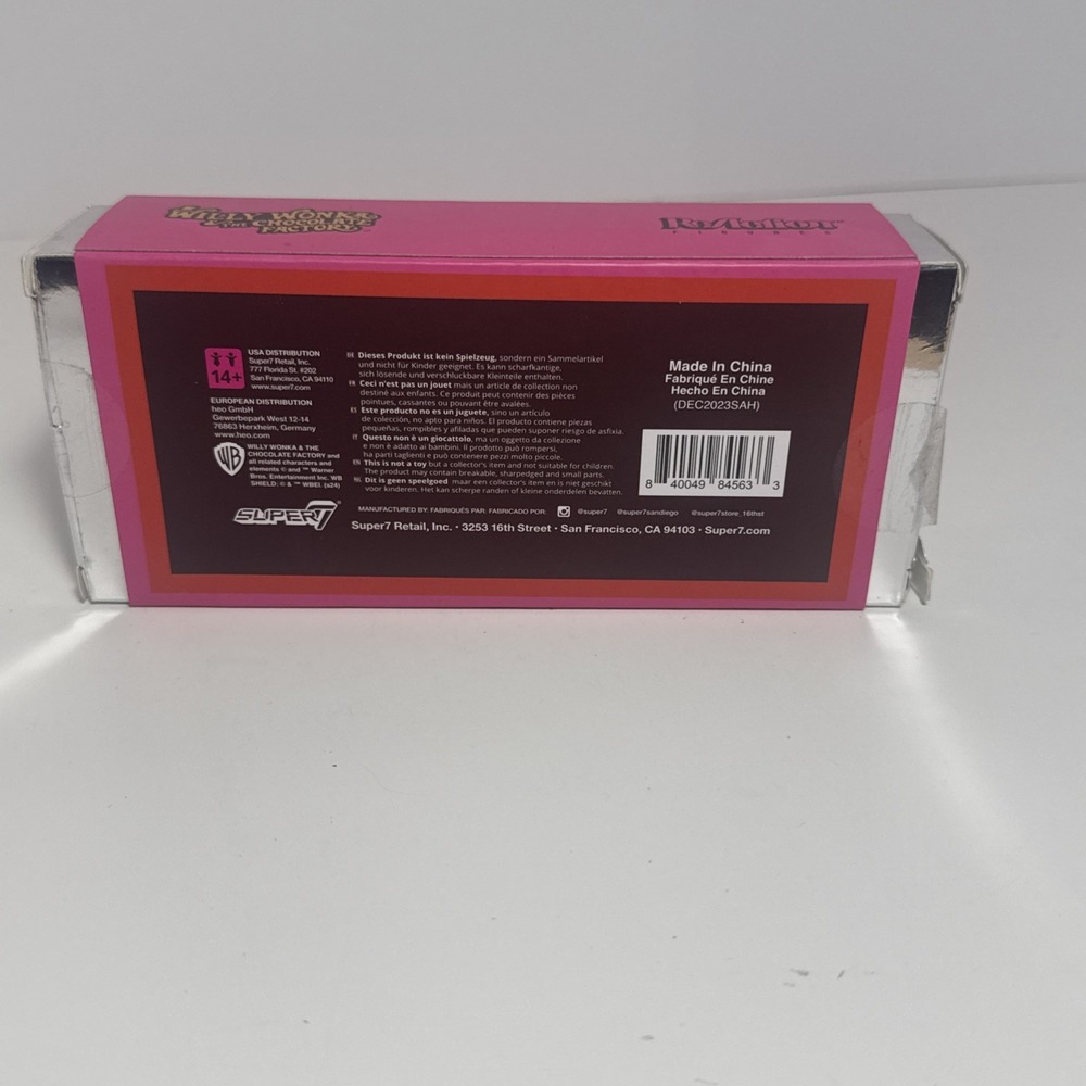 Willy Wonka and the Chocolate Factory Wonka Bar ReAction Figure Open Box - Picture 4 of 6